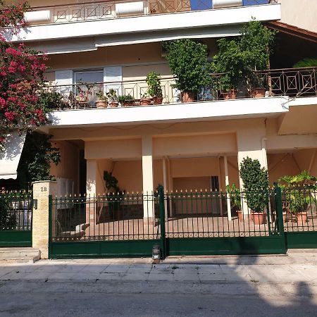 Angeliki'S Apartment Atenas Exterior foto